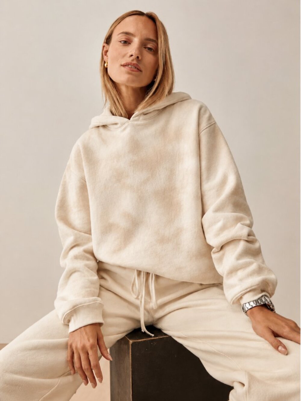 Reformation Tanner Classic Hoodie – Faded Tie Dye | Size Large